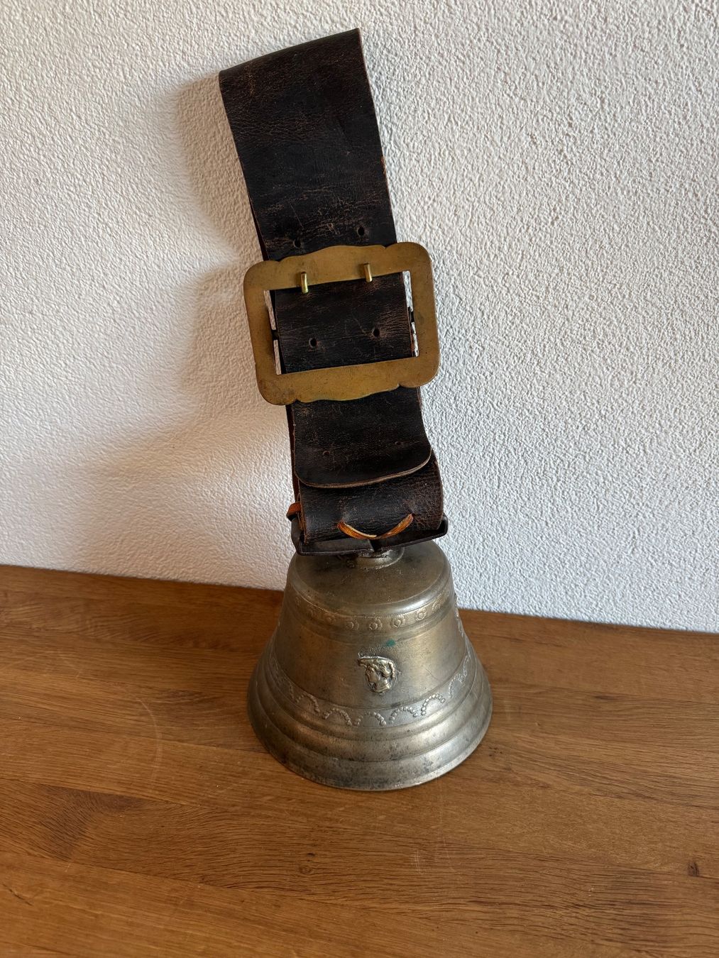 Campanacci mucche: Alte Glocke – Usato da Frauenfeld venduto da max11116
