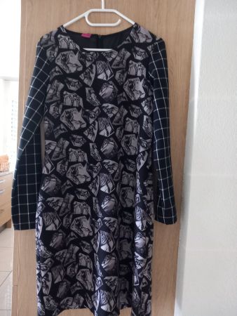 Robe  neuve "Save the Queen"