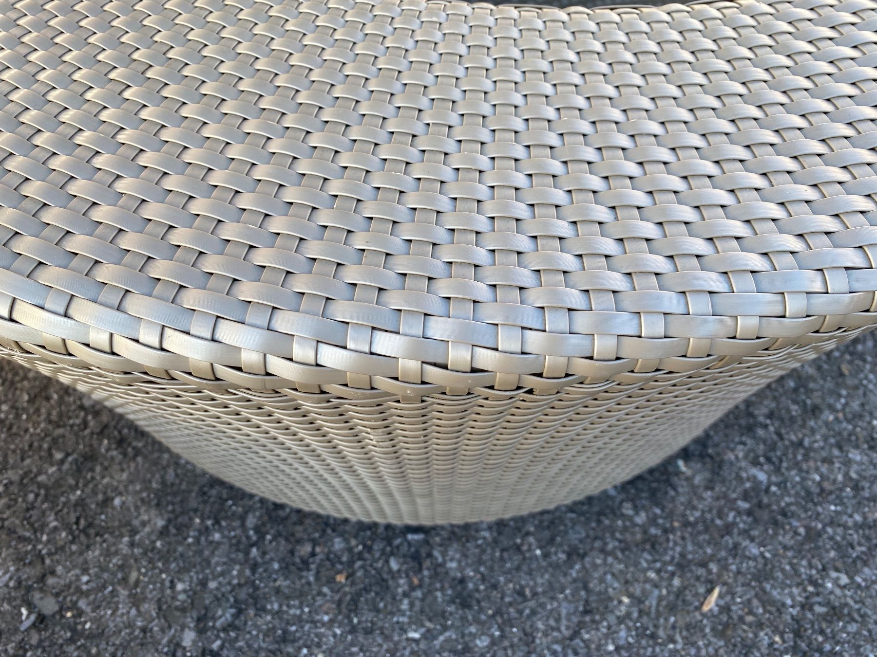 Dedon Tavoli: Dedon Table de terase rotative – Nuovo (secondo la descrizione) da Apples venduto da the_7jtf 5