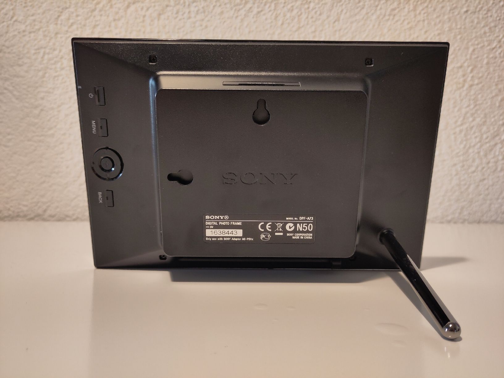 Bilderrahmen: Digitaler Bilderrahmen Sony DPF-A73 – Gebraucht aus Zürich von ili_jzy7 3
