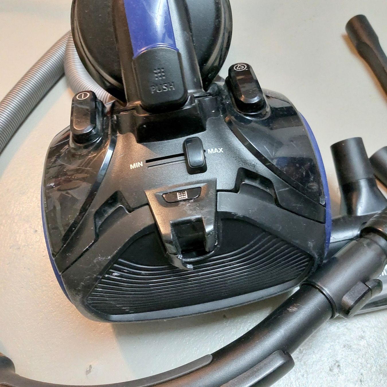 Samsung Aspirapolveri & Accessori: Staubsauger Samsung – Usato da Reinach BL venduto da cat_s72g 2