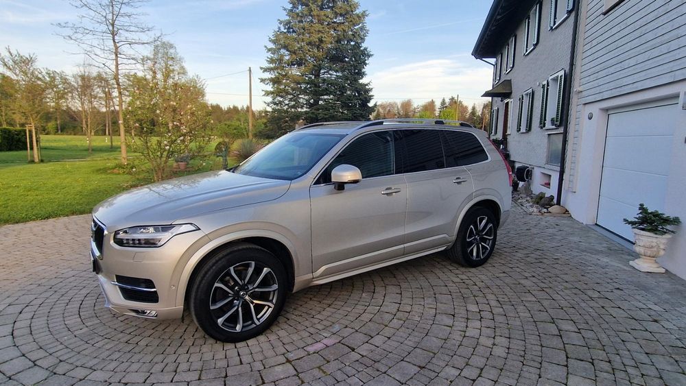 Volvo XC90 2.0 D5 Momentum AWD