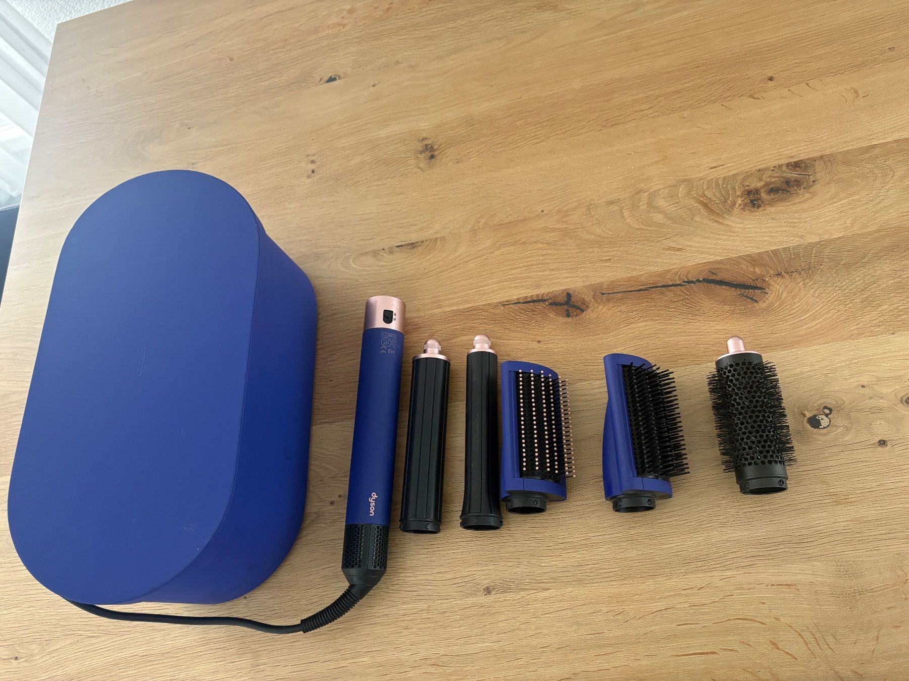 Dyson Asciugacapelli: Dyson Airwrap LONG HS05 Multi-Haarstyler Complete blue/blush – Usato da Lausen venduto da sen_jm7c 7