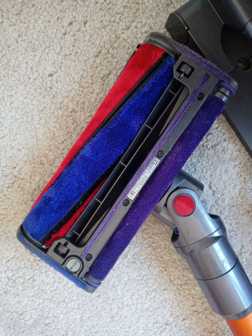 Dyson Aspirateurs & Accessoires: Handstaubsauger Dyson V8 – D'occasion à Prez-vers-Siviriez par Monija70 6