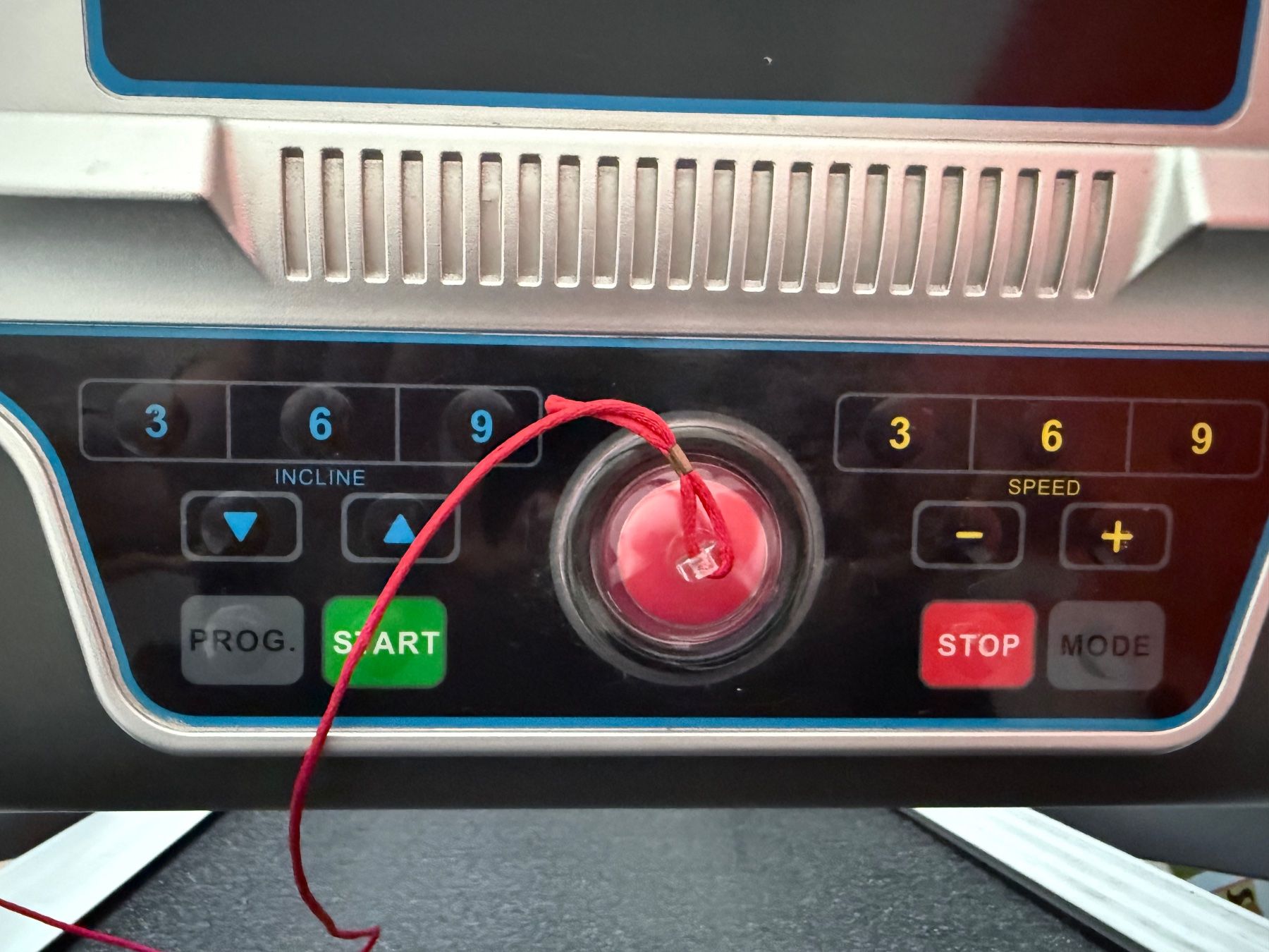Hometrainer: Neuwertiges Laufband – Usato da Basel venduto da rol_x6gc 4