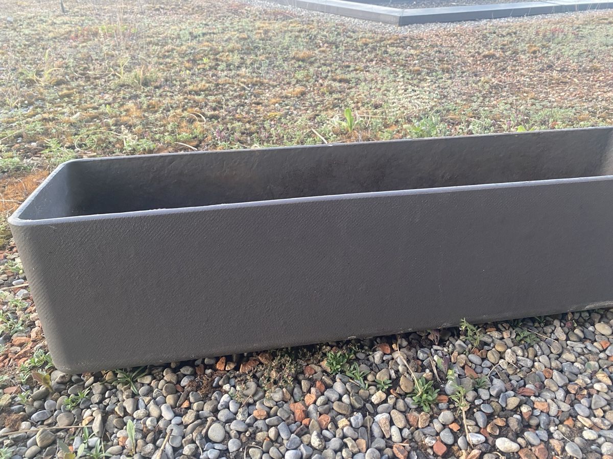 Eternit Vasi per fiori: Eternit Blumentrog  – Usato da mettmenstetten venduto da Lewa000 2