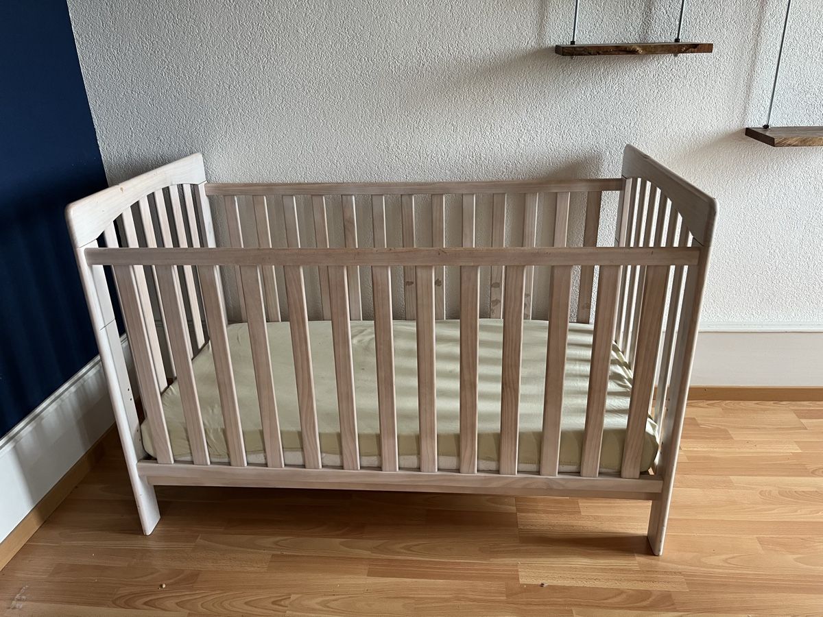 Lits: Babybett – D'occasion à Cordast par marni01