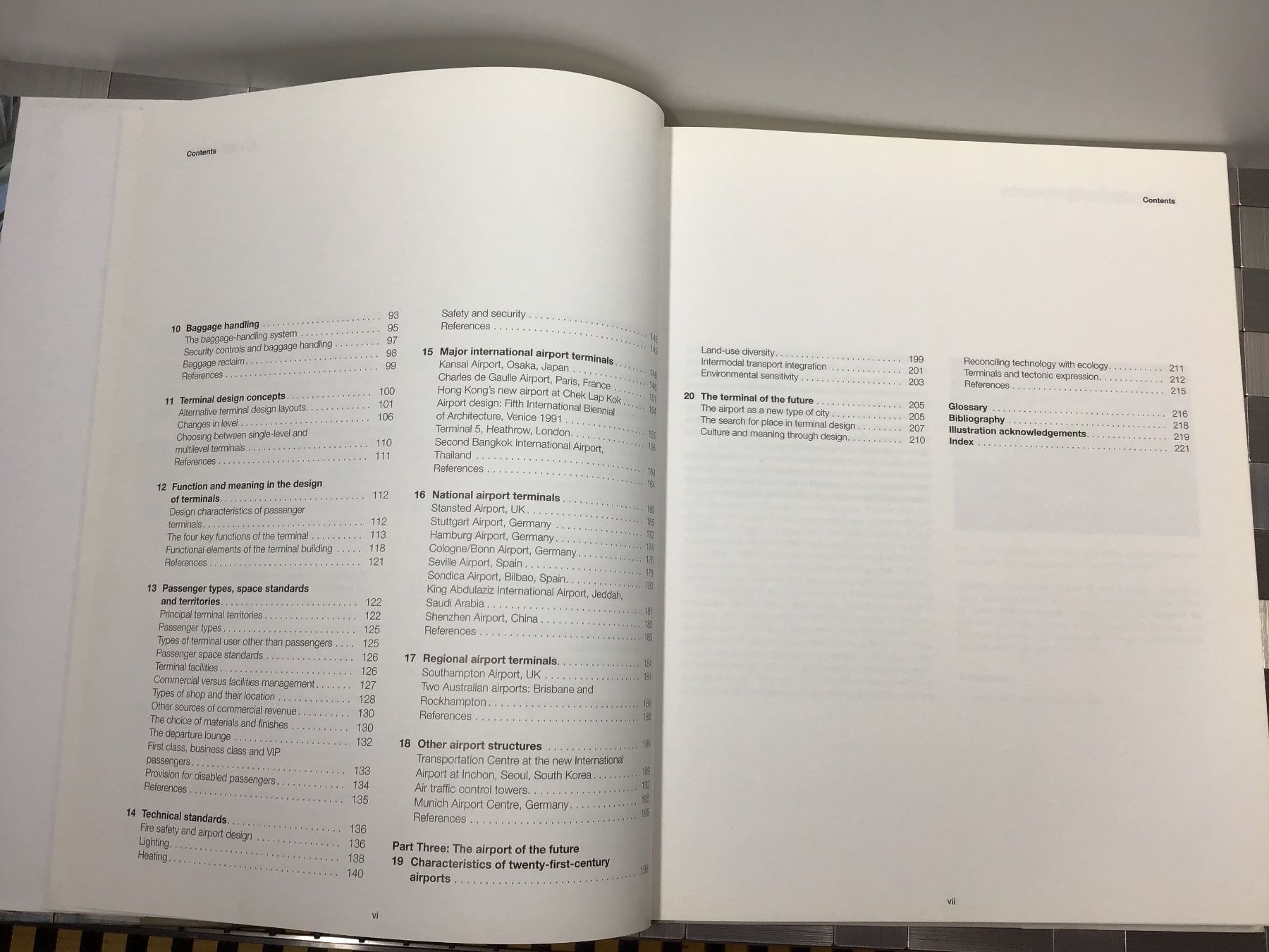 Libri: THE MODERN TERMINAL – Usato da Männedorf venduto da Spezial-Modelle 2