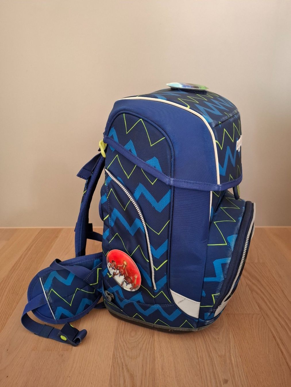 Ergobag Borse & Zaini: Schulranzen Ergobag blau gemustert guter Zustand – Usato da Zofingen venduto da Bred80 1