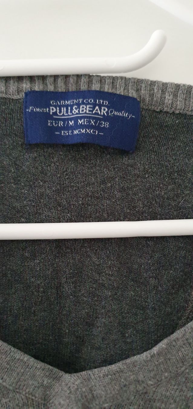 Maglioni & Felpe: Pullover Pull&Bear Grösse M. – Usato da Zürich venduto da Leica.C89 1