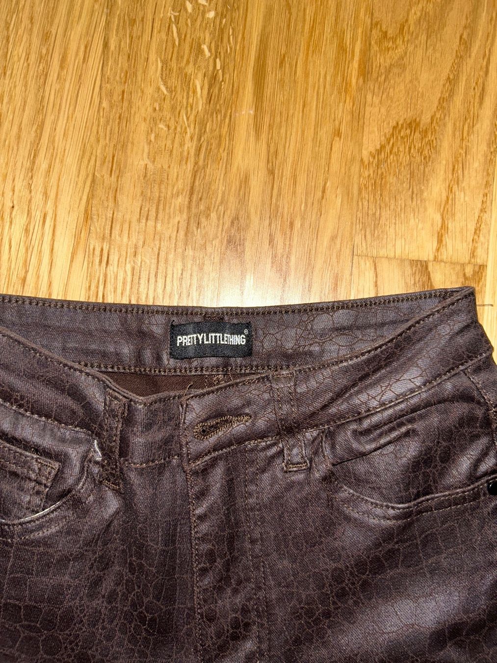 Jeans: CROC BRAUN FLARE JEANS – Nuovo (secondo la descrizione) da Luzern venduto da Suneha 2