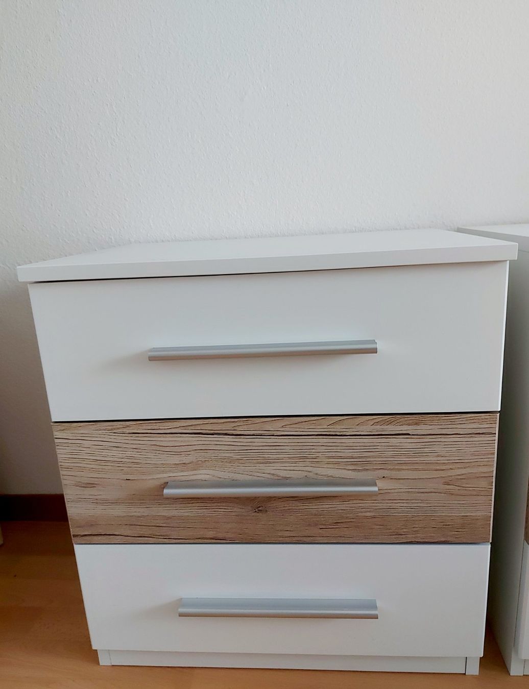 Conforama Letti: Neue Bettrahmen mit zwei Nachttisch – Nuovo (secondo la descrizione) da Winterthur venduto da H_T 3
