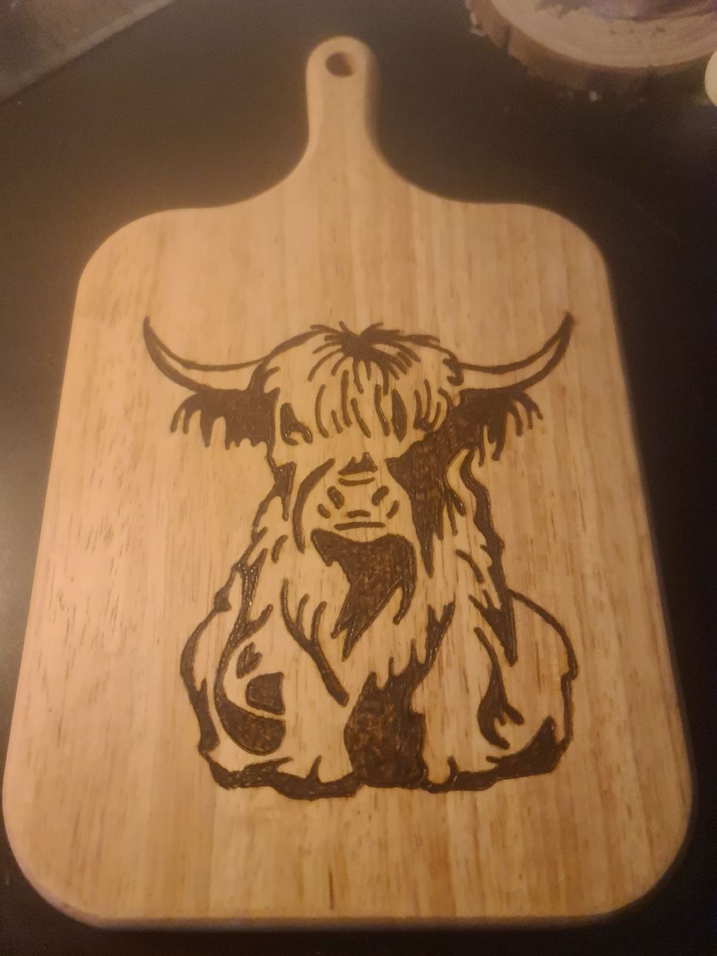 Articoli in legno: küchenbrett schottisches hochlandrind – Nuovo (secondo la descrizione) da Siebnen venduto da Holzwork75