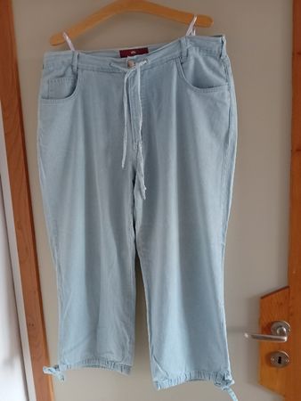 7/8 Jeanshose hellblau, Gr. 44