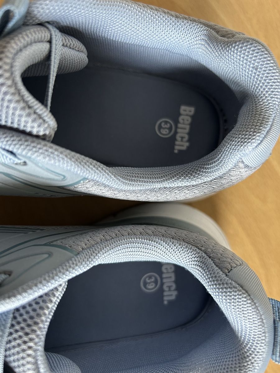 Chaussures femmes: Sneaker – D'occasion à Richterswil par solisoli5 3