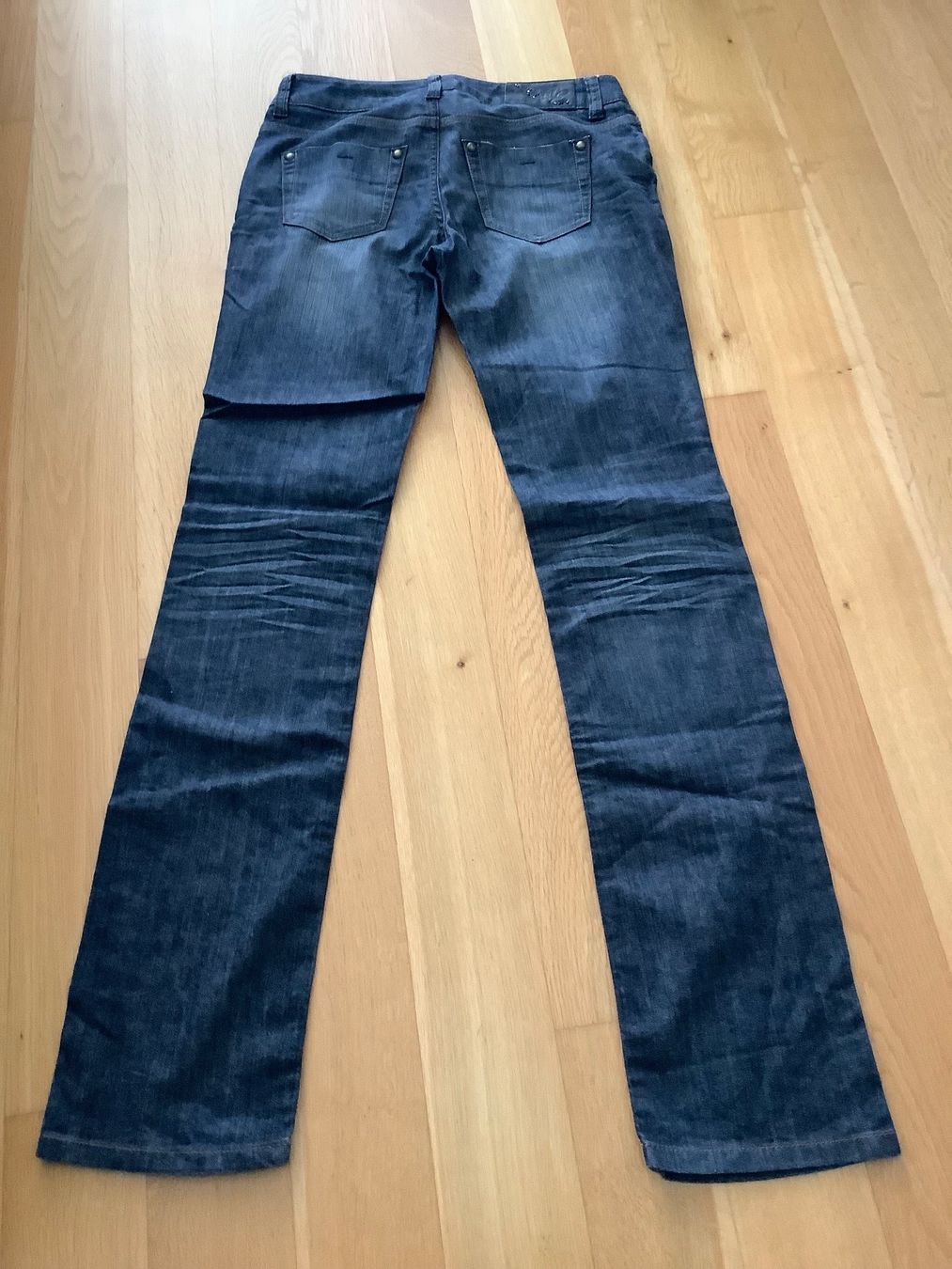 Esprit Jeans: Total angesagte Esprit Bootcut Jeans Gr. 27/34 – Usato da Kreuzlingen venduto da shopaholicatheart_4 1
