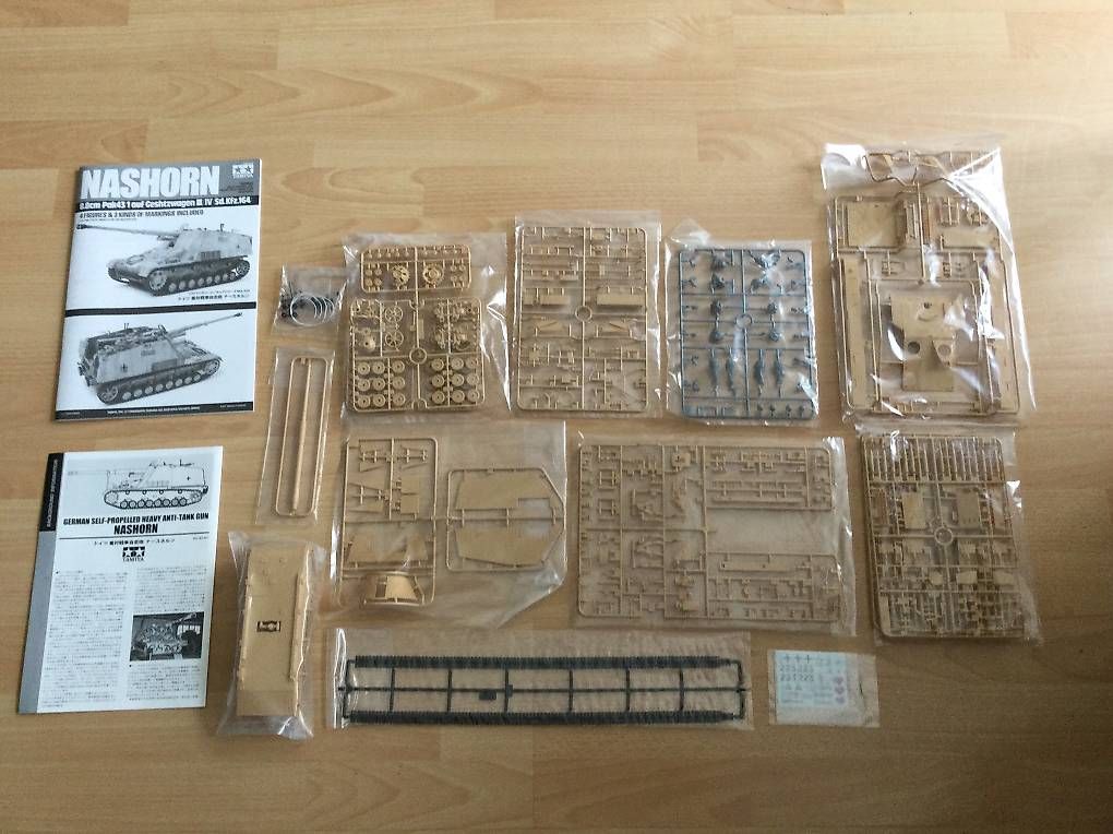 Tamiya Kit di modellismo & Modellini statici: Tamiya Nashorn Panzerjäger – Nuovo (secondo la descrizione) da Rüfenach AG venduto da Hel_rrz6 1