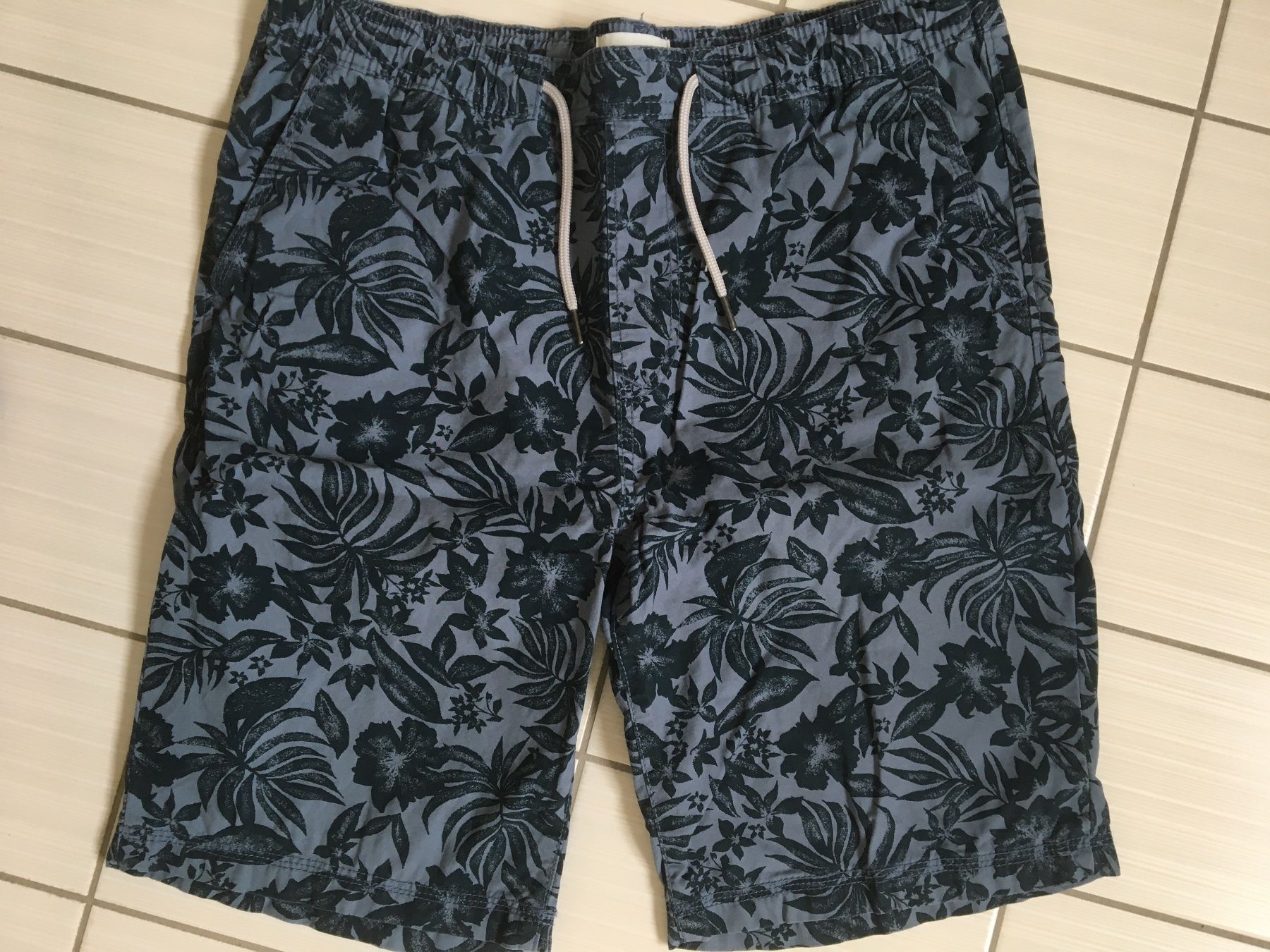 C&A Hosen: Shorts M – Gebraucht aus Arth von Vrecam51