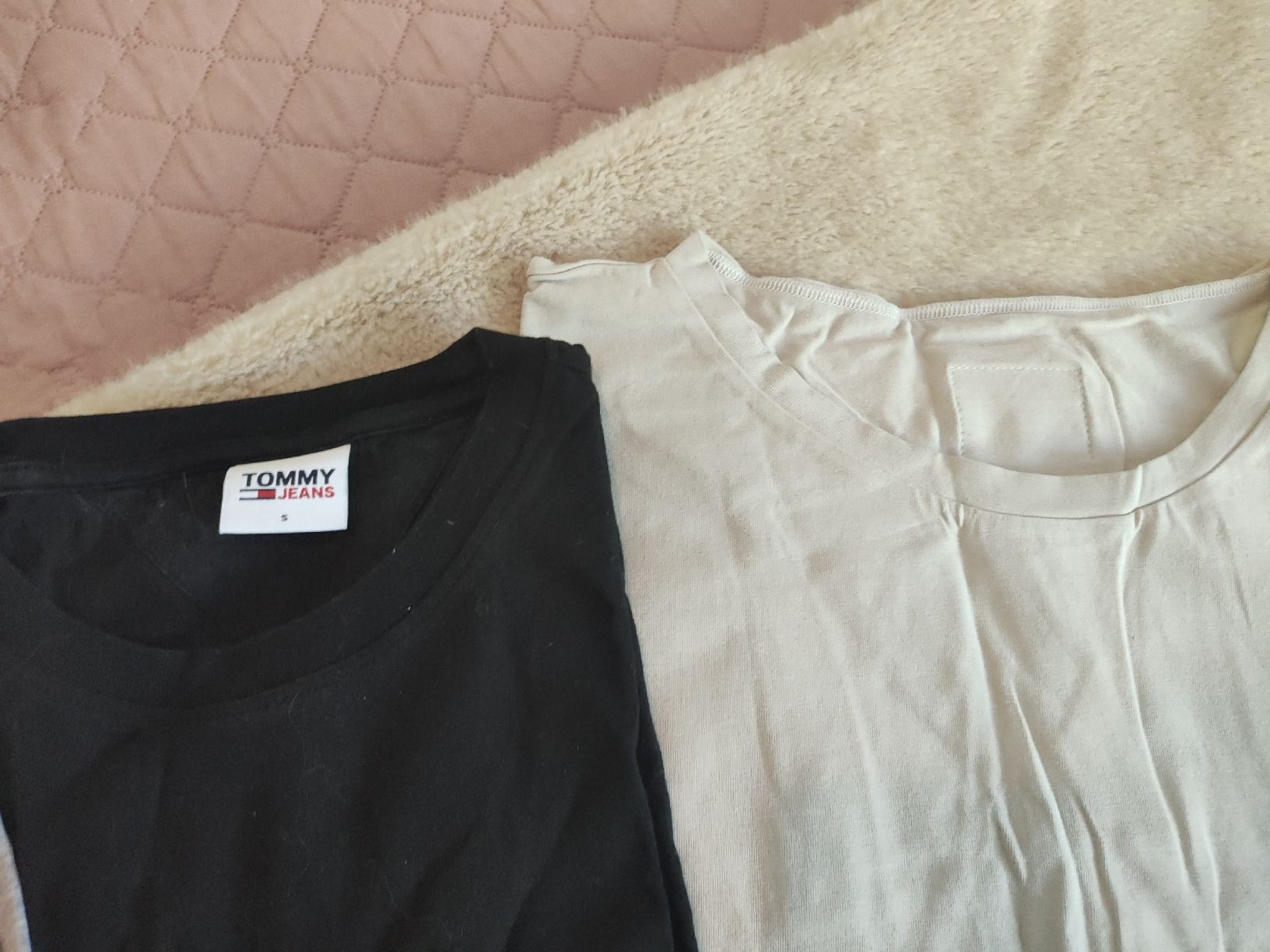 T-Shirts: Lot de t-shirts 6 pièces différentes marques taille S – Gebraucht aus la tour de peilz von alegre02 2