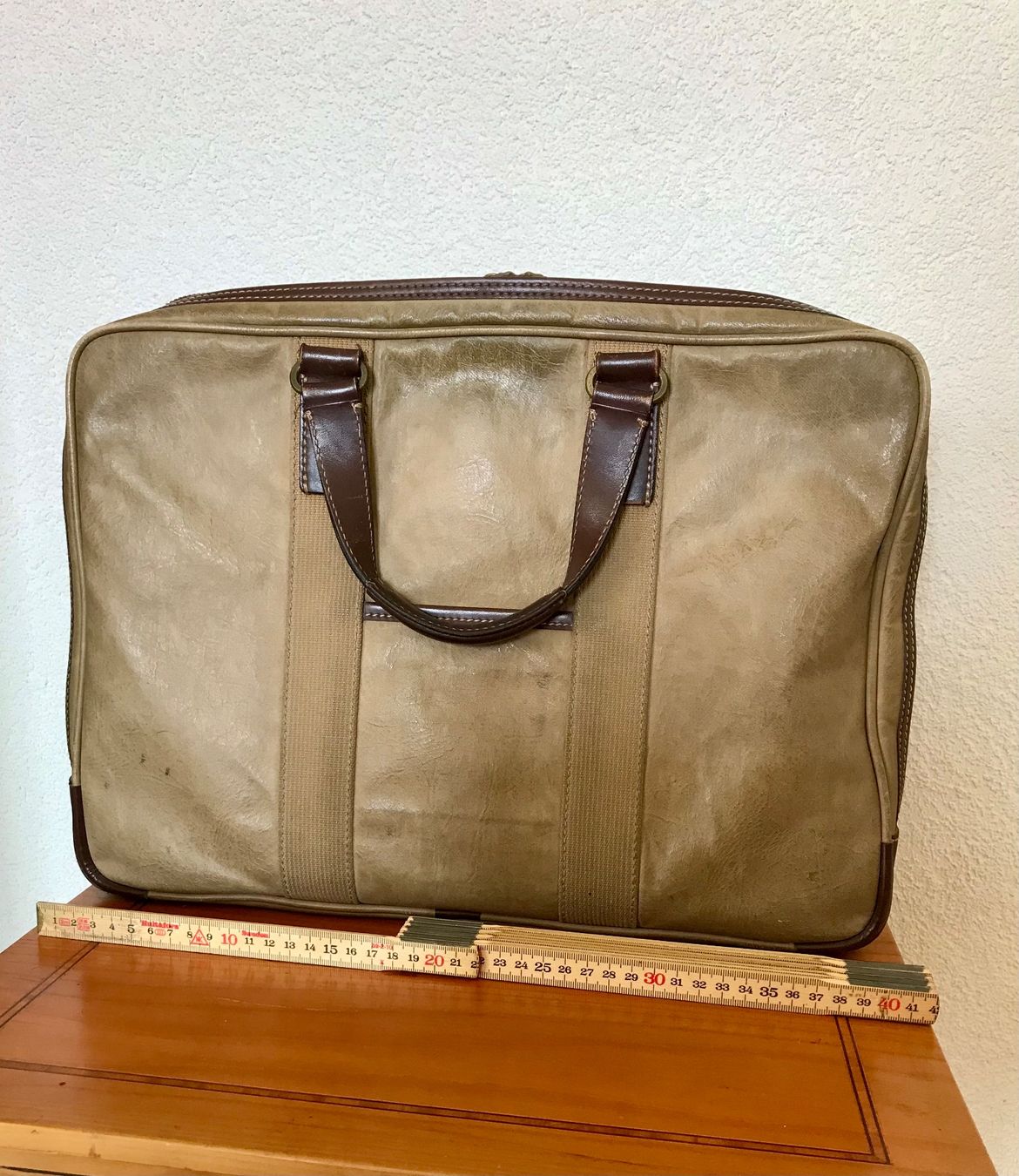 Koffer & Taschen: Vintage Ledertasche von Takeo Kikuchi – Gebraucht aus Basel von nostanz 5