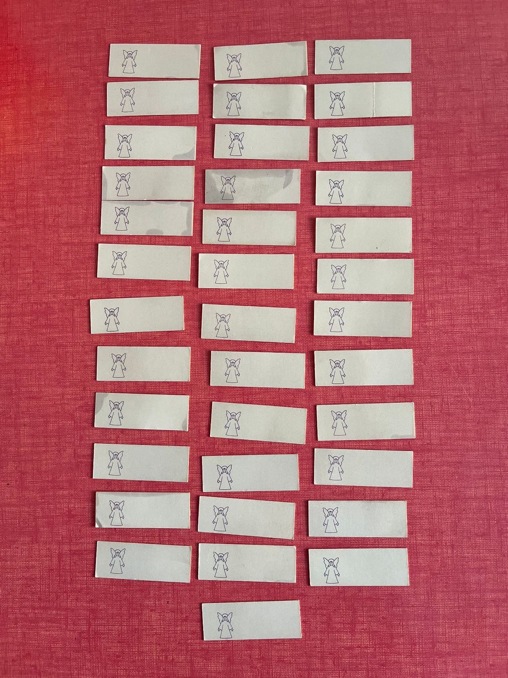 Giochi: 37 cartes des Anges   Dimension : 5x2 cm – Usato da Genève venduto da Donnet2 1