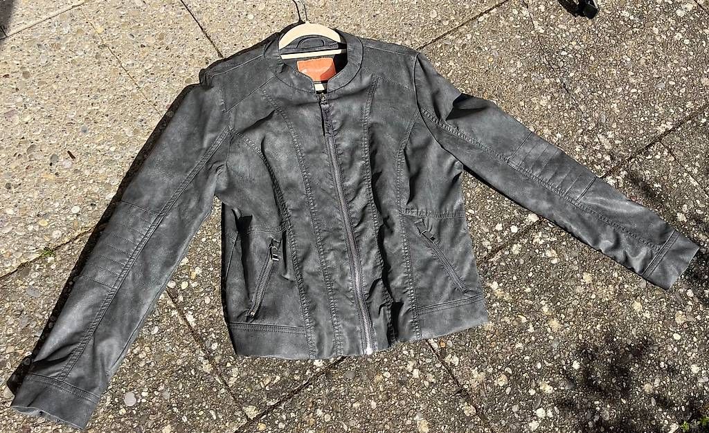 Giacche: Street one Leder Imitat Jacke grau – Usato da Thayngen venduto da buermann 1