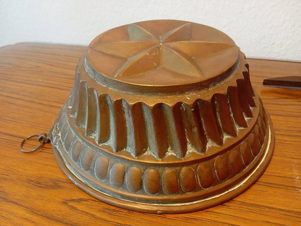 Backformen: Antike Kuchenform aus Kupfer ! – Gebraucht aus Basel von Petergunn 1