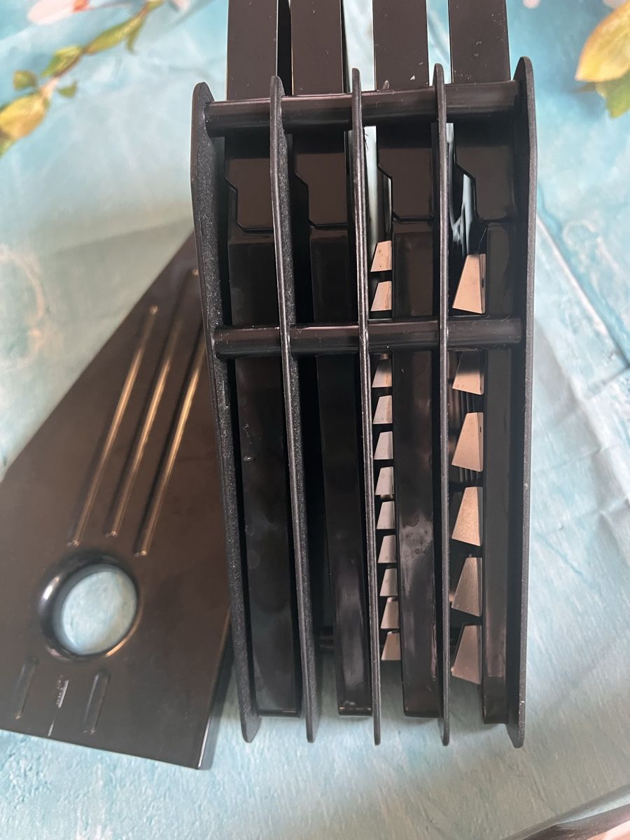 Elettrodomestici da cucina: Profi Gemüseschneider / Hobel Set neuwertig – Usato da Laupersdorf venduto da Cloludi 1