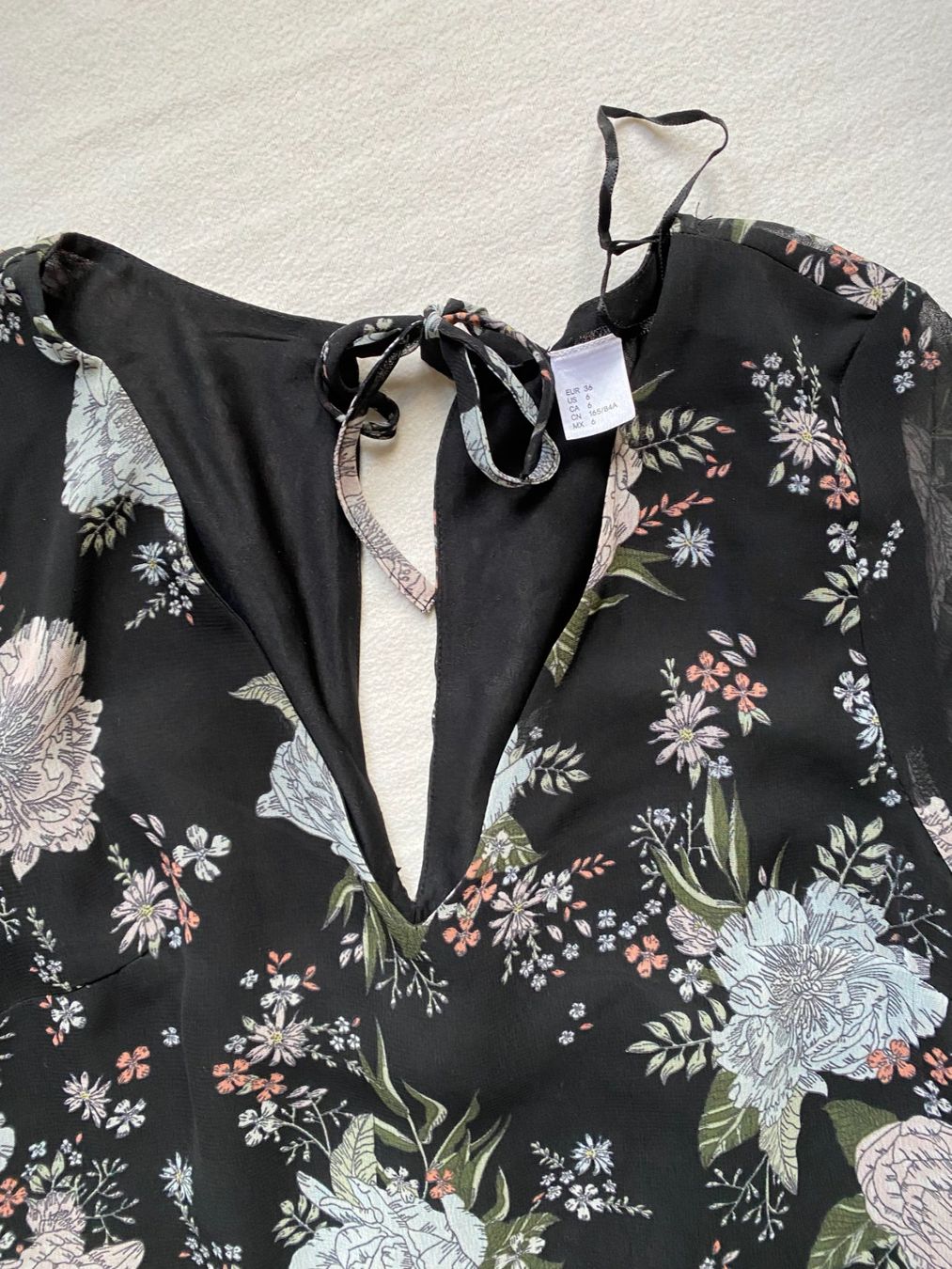 H&M Vestiti: Robe d'été motifs floraux – Usato da Lausanne venduto da AnoukRi 2