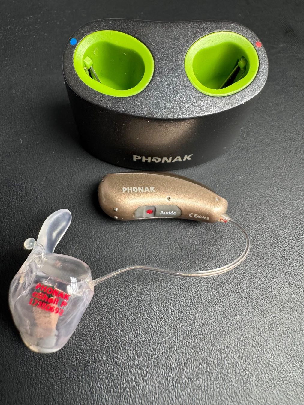 Phonak Medizinische Geräte: PHONAK Audéo B-R Hörgerät Rechts – Gebraucht aus Hermetschwil-Staffeln von Sigmund57