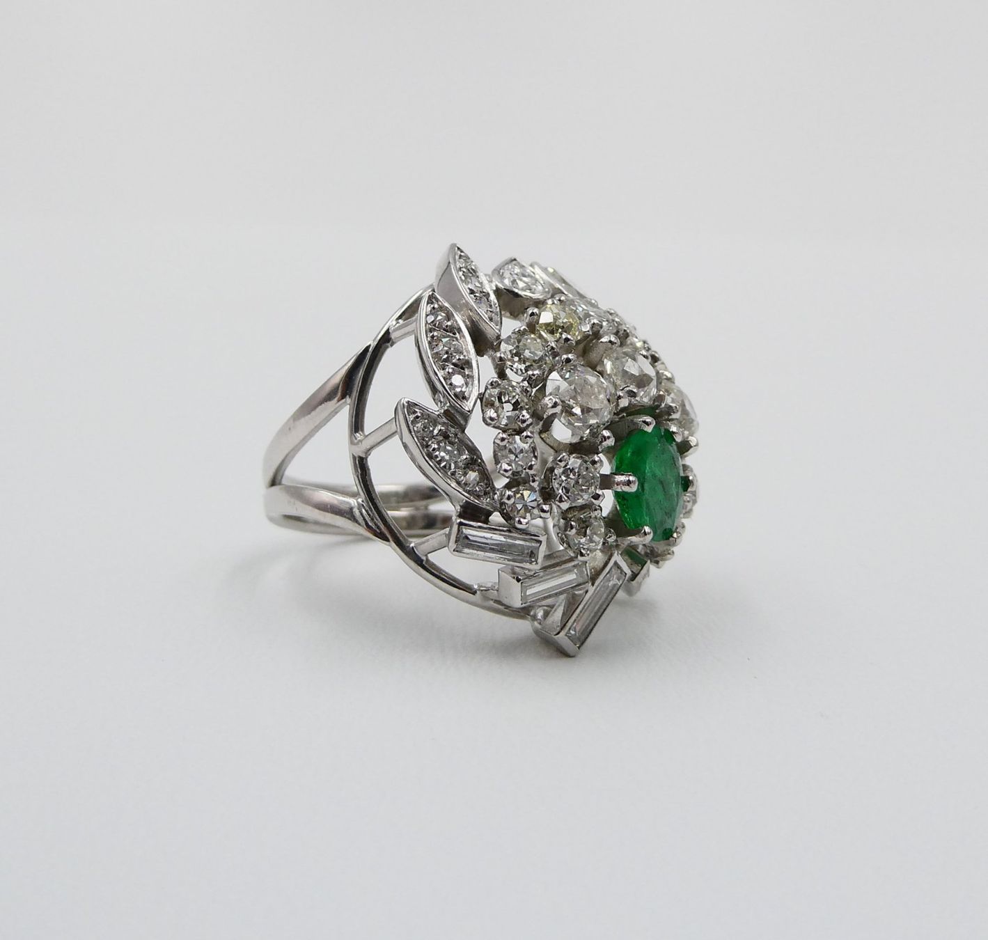 Ringe: SMARAGDRING MIT DIAMANTEN IN 950 PLATIN – Gebraucht aus Luzern von EdiGem 5