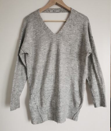 Pullover mit Schnürung am Rücken