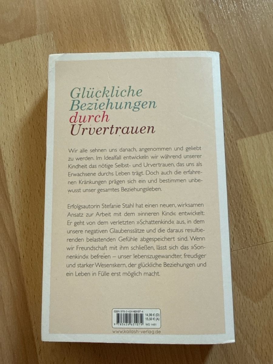 Livres: Buch – Neuf (Voir description) à Rhäzüns par Spadinvirginia_ 1