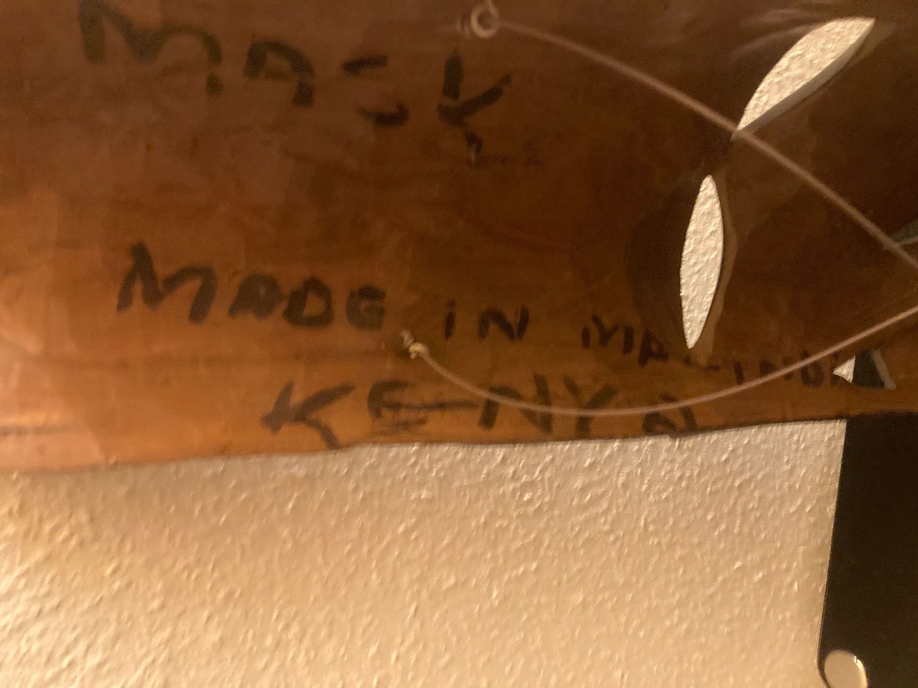 Internationale Kunst: Holzmaske aus Kenia – Gebraucht aus Heimenschwand von Beuggerts 3