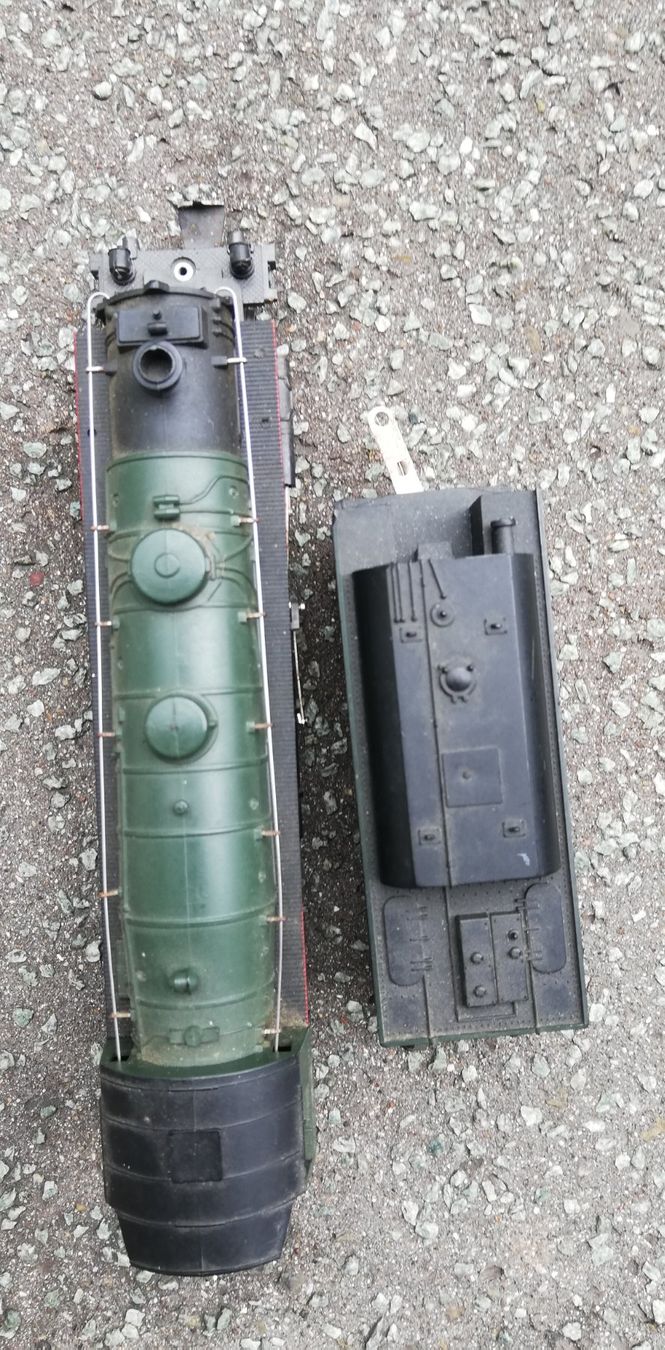 Lima Modellini di ferrovie: Lima Lok mit Tender ab 1Fr. – Difettoso da Thun venduto da Matthias72 3