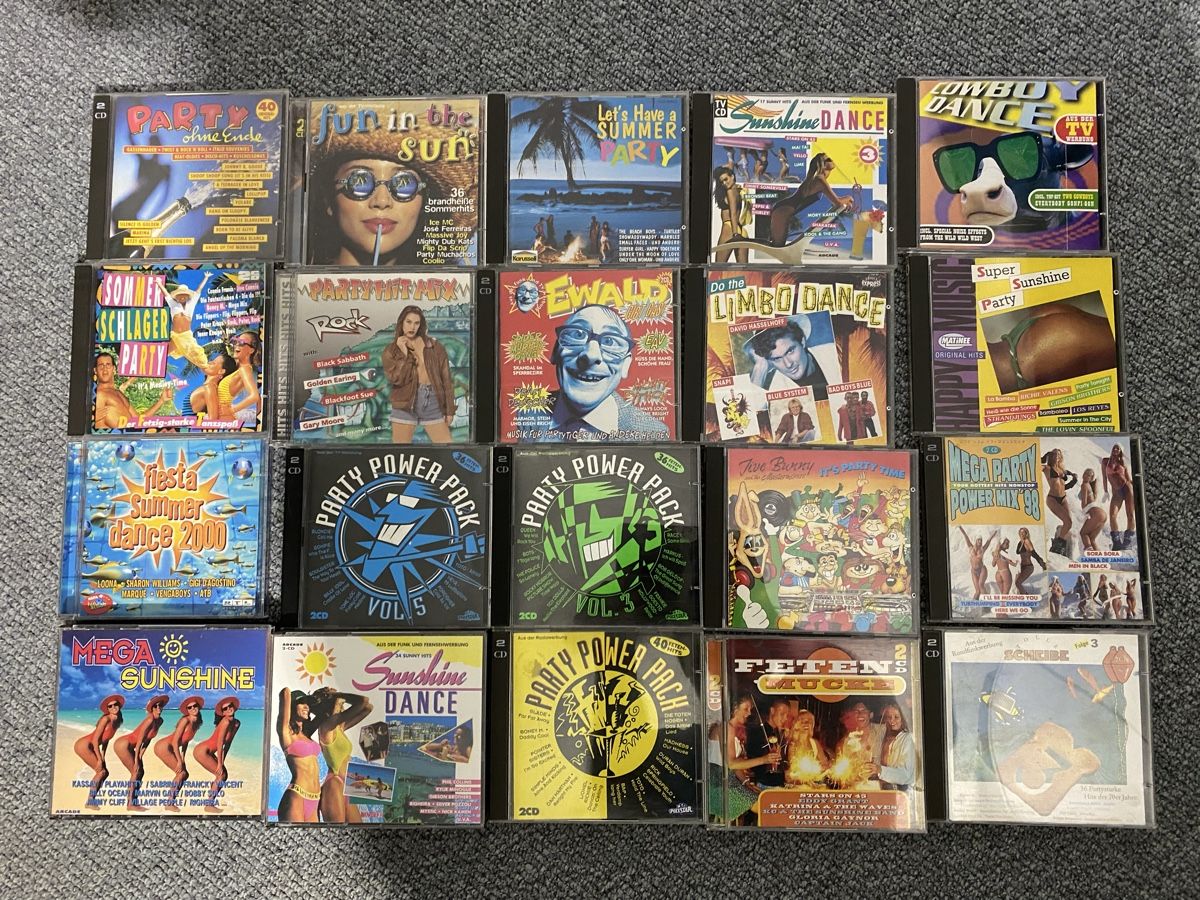 CDs: 20 CD Sampler - Party Musik – Gebraucht aus Diessbach b. Büren von cowansville