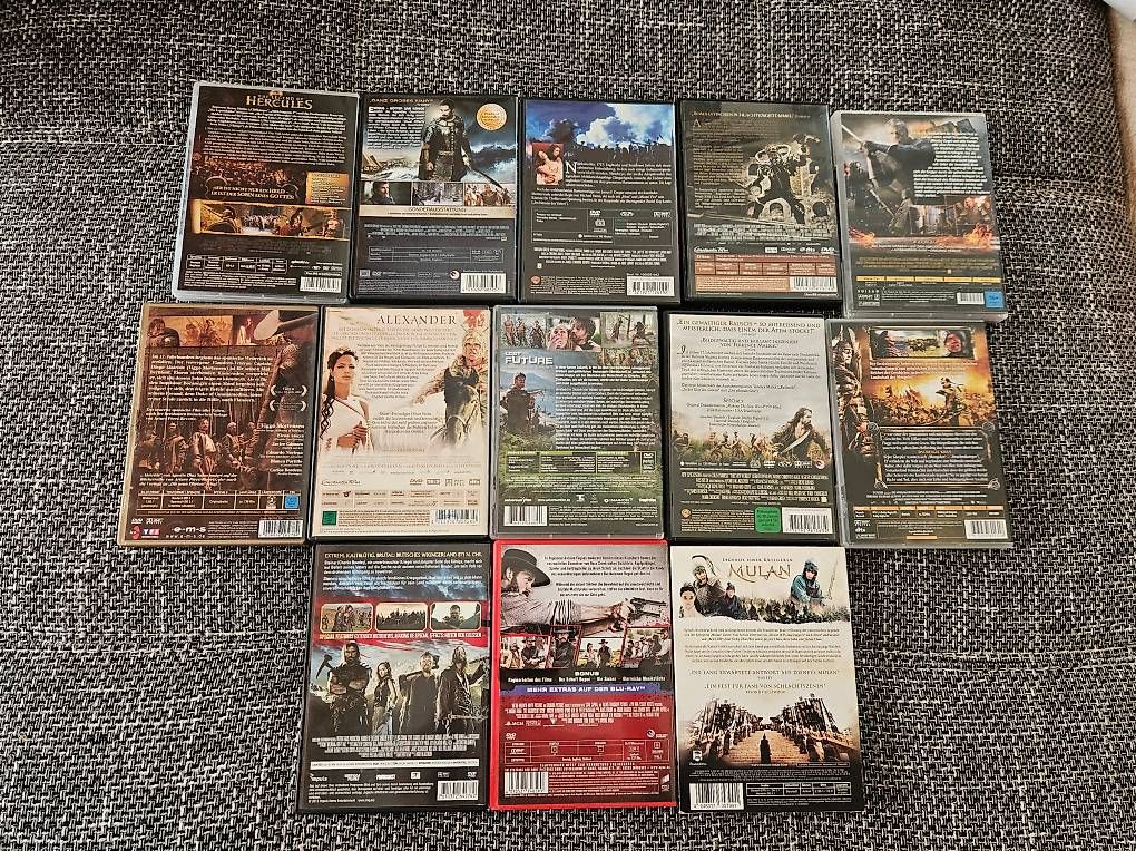 Tutti i DVDs: Dvd Kriegsfilme 13.stk – Usato da Blankenburg venduto da kat_hx7f 1