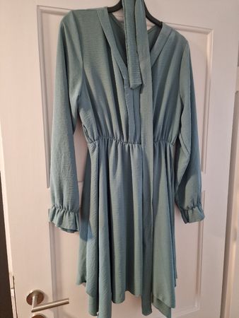 Sommerliches, elegantes Minikleid, Grün, Grösse L
