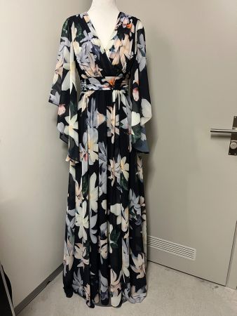 Kleid, Gr. S, NEU, NP 139.-