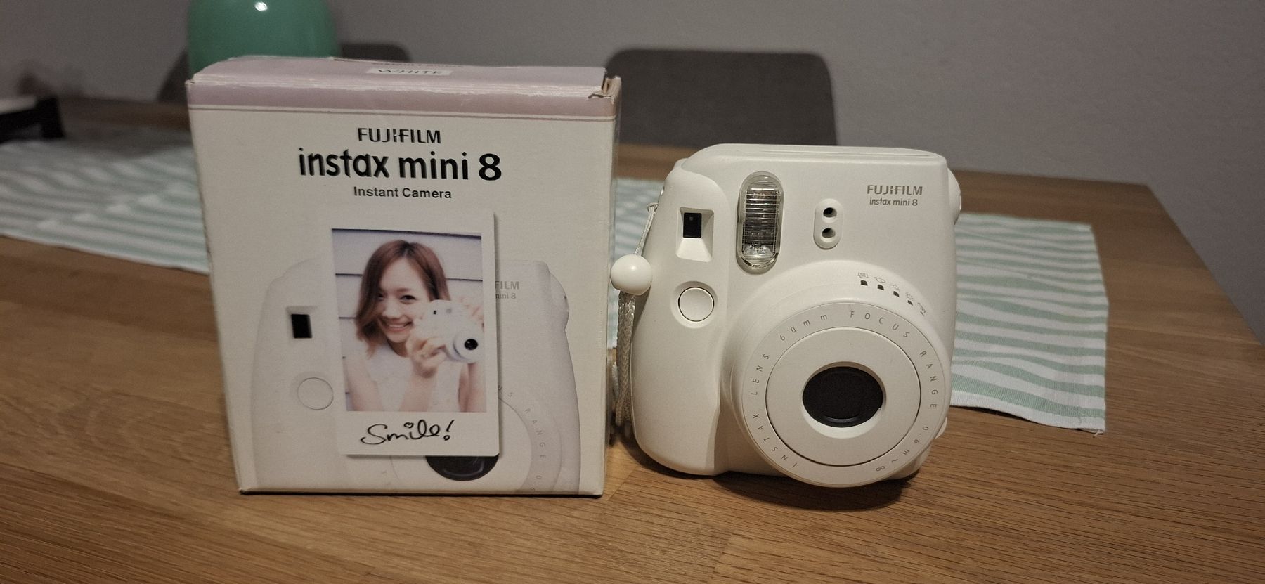 Fujifilm Fotocamera: Fujifilm Instax mini 8 – Usato da Suhr venduto da Design_by_Debi