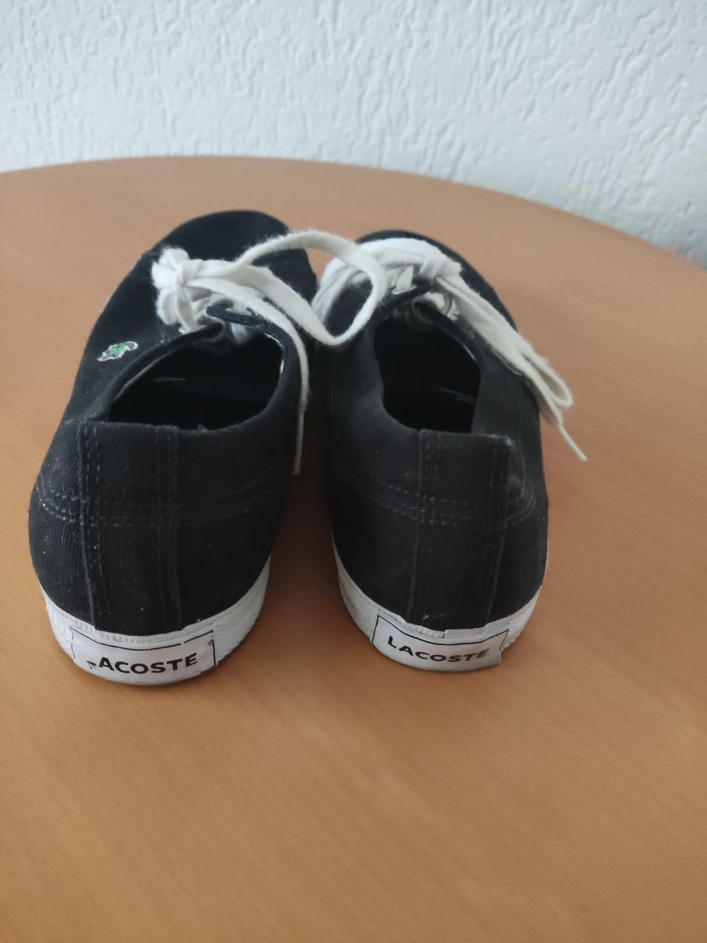 Lacoste Scarpe da donna: Schuhe la coste 37 schwarz – Usato da Münchenbuchsee venduto da Cori1968 2