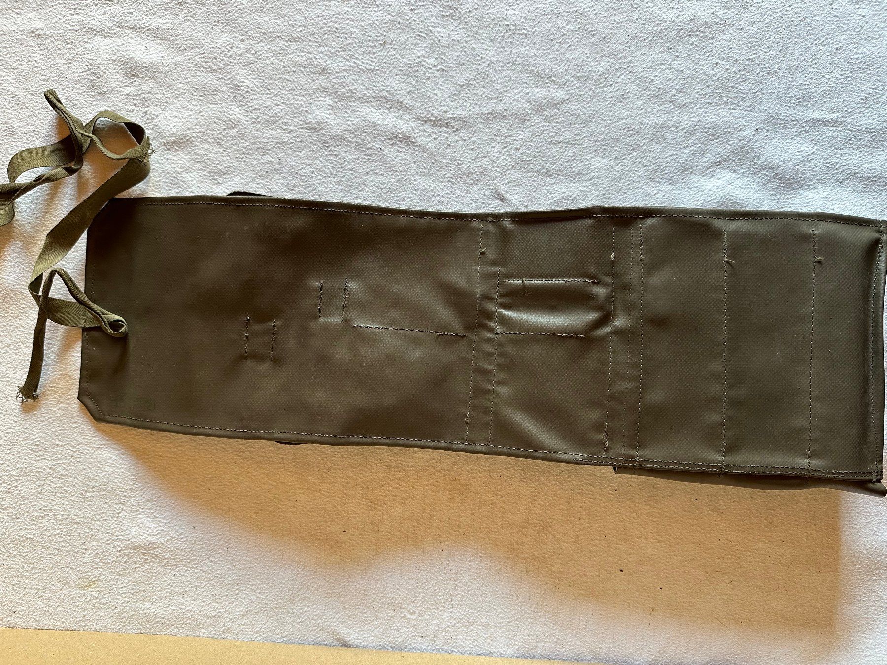 Schweizer Armee Borse: Trousse de nettoyage armée suisse – Usato da Ste-Croix venduto da BuffetSC 5