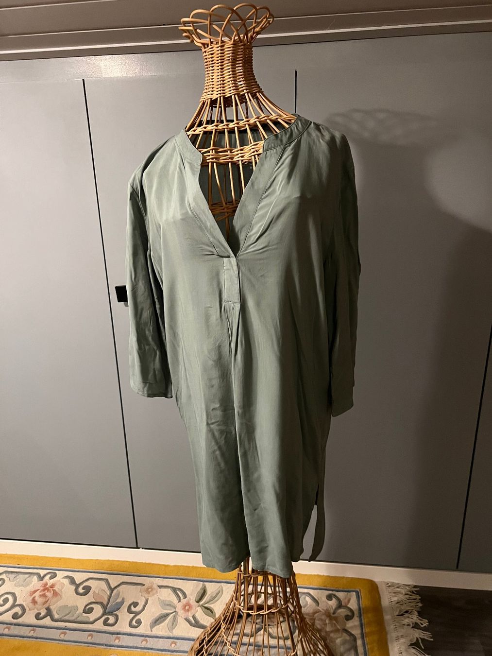 Esprit Vestiti: Robe Esprit – Usato da Athenaz (Avusy) venduto da Drine1971