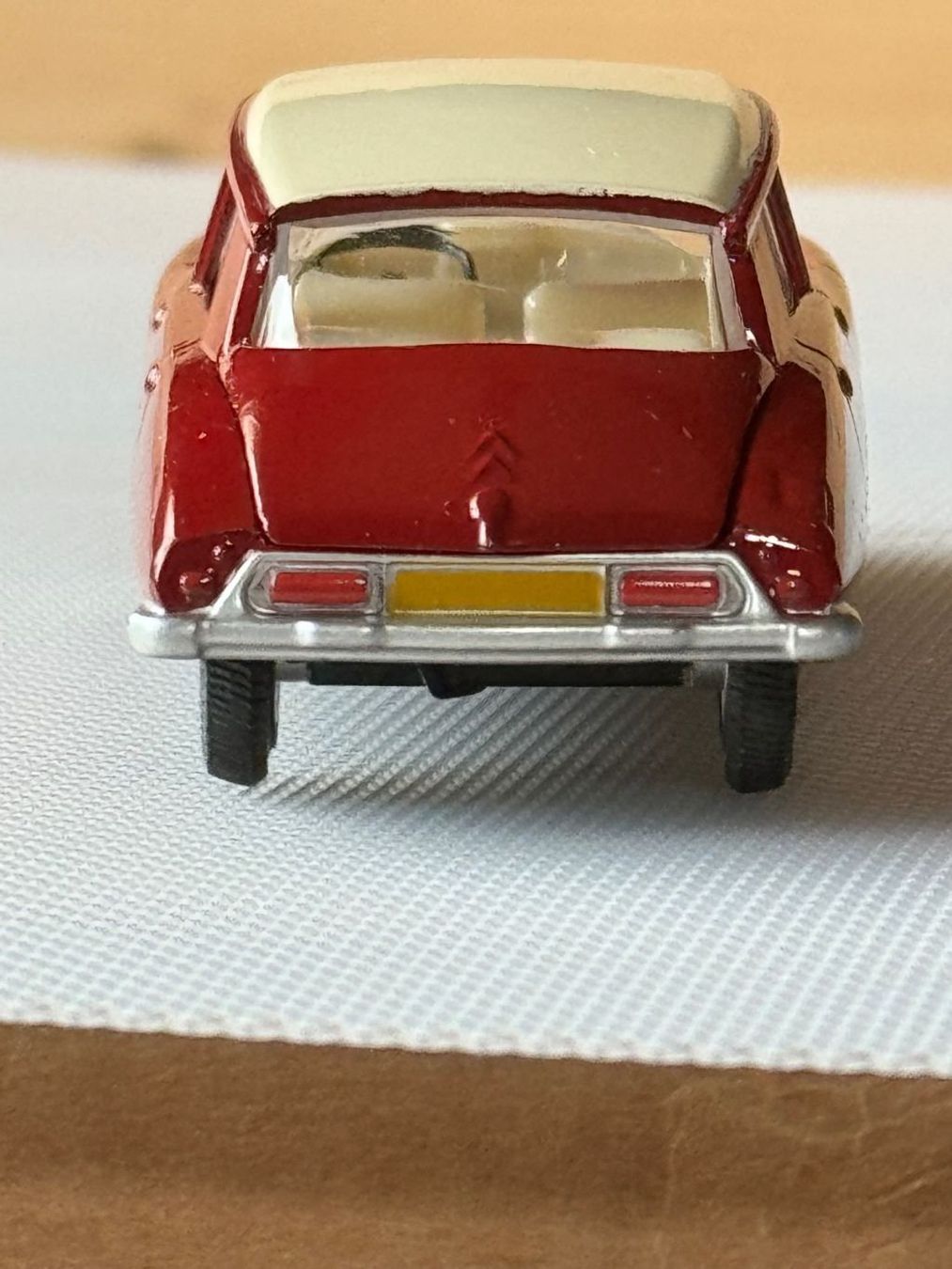 Dinky Toys Modellautos: Citroën DS 19 – Gebraucht aus Yvorne von Donom 7
