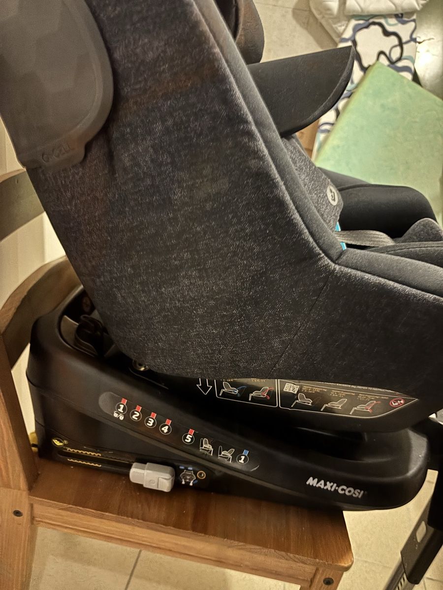 Maxi-Cosi Seggiolini per auto: Maxi-Cosi Autositz, 0-25kg – Usato da Auenstein venduto da david.marmy 4