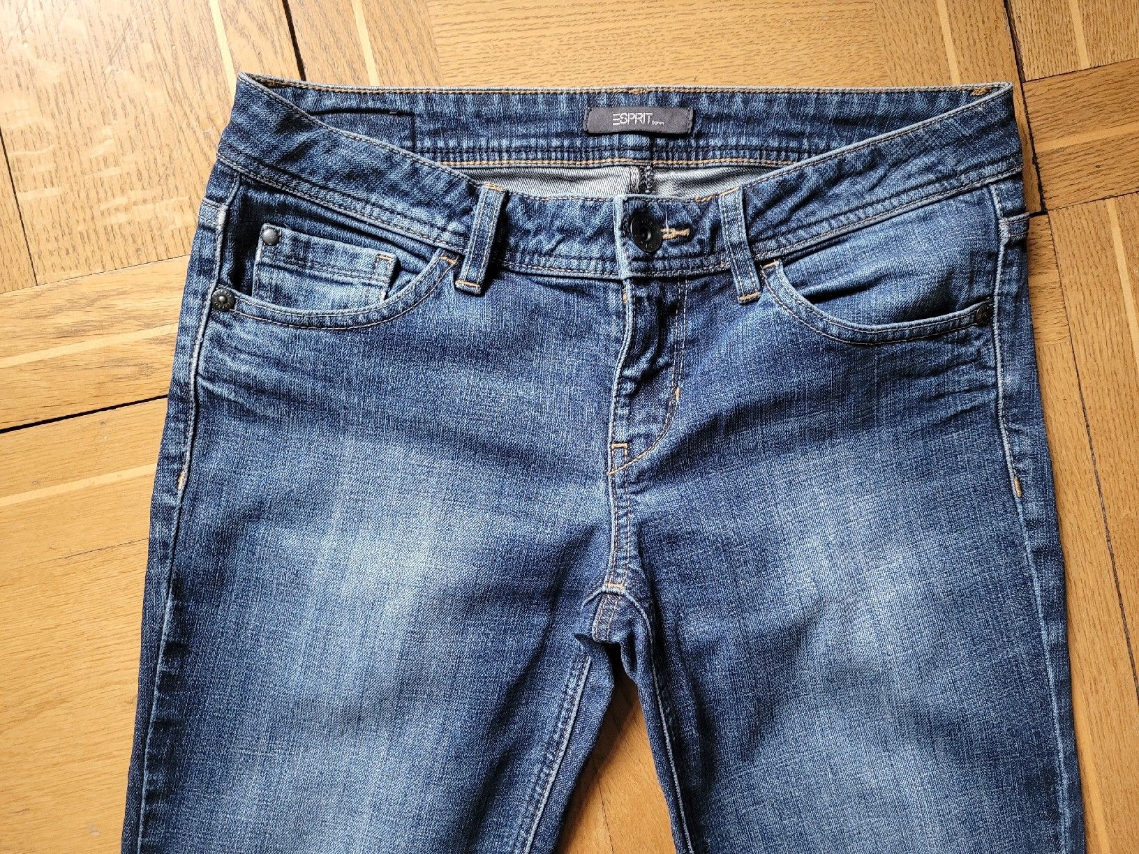 Esprit Jeans: Tolle Esprit Denim Jeans, Gr. 28/30 – Usato da Zürich venduto da Engiadinabassa 1