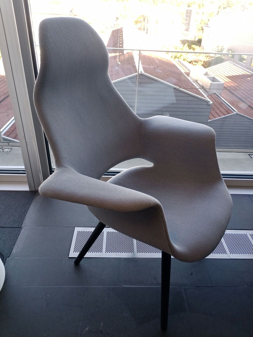 Poltrone: Vitra Organic Highback Sessel, Stoff Blau – Usato da Affoltern am Albis venduto da Zapro 3