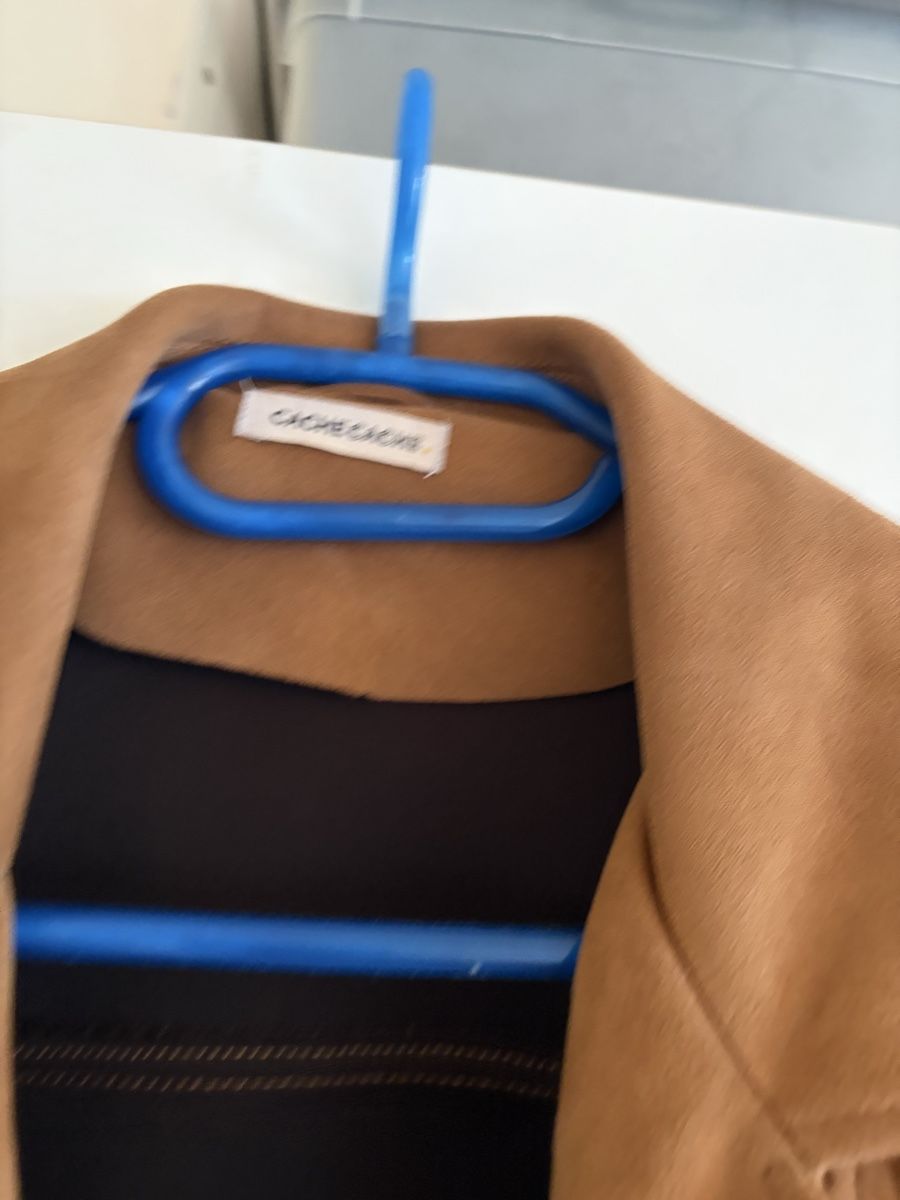 Giacche: Jacke Cache Cache – Usato da Basel venduto da Brunner.T 1