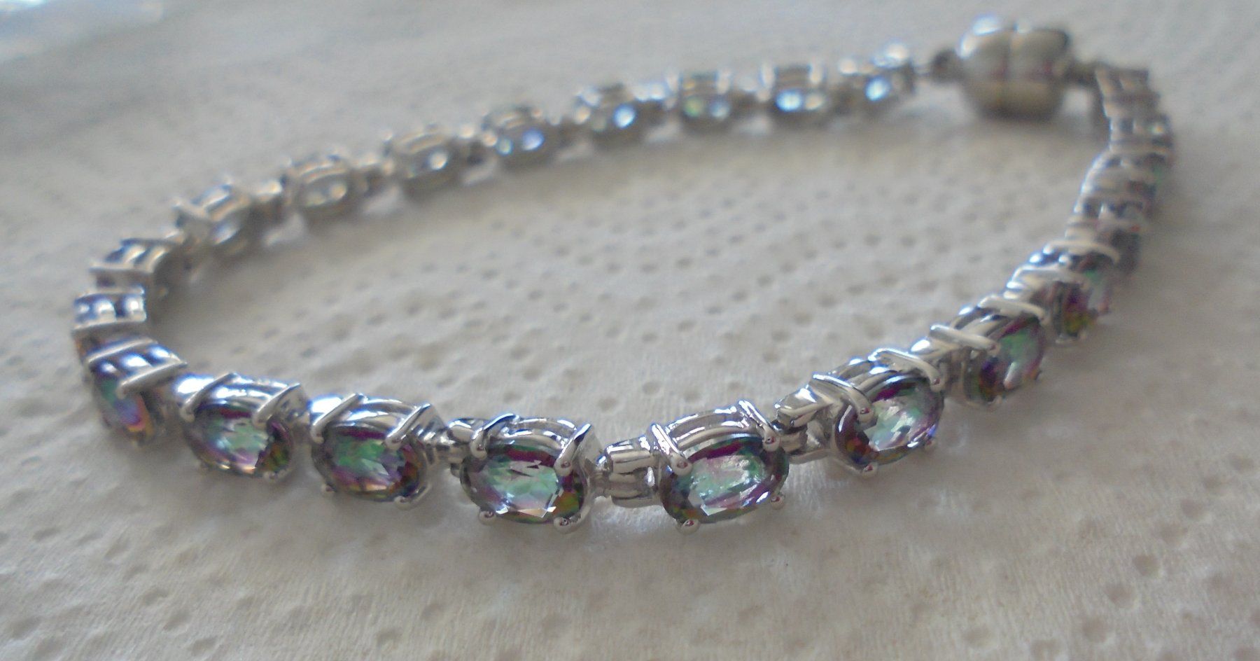 Armbänder & -reifen: Echtschmuck: Mystik-Quarz Armband ca. 19.5 cm. – Neu (gemäss Beschreibung) aus Zuchwil von maumauchi 5