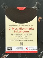 Tisch an Musikflohmarkt in Lungern